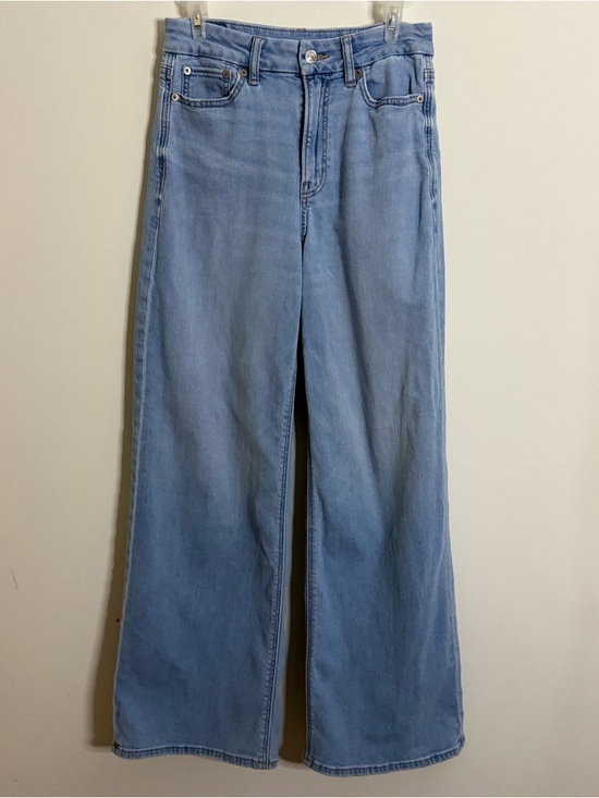American Eagle Outfitters Denim - {American Eagle Outfitters}-Size: 4-Light Blue Wide-Leg Women’s Jeans